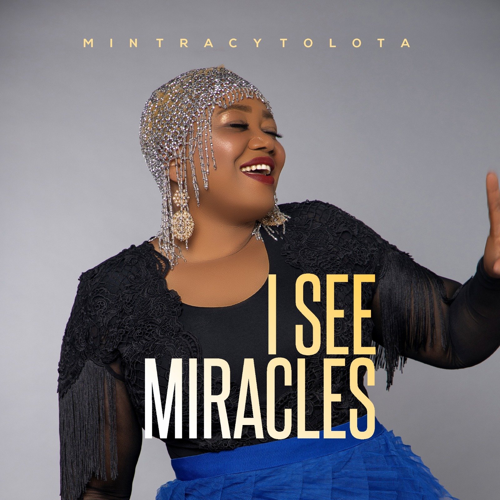 Min Tracy Tolota I See Miracles 4