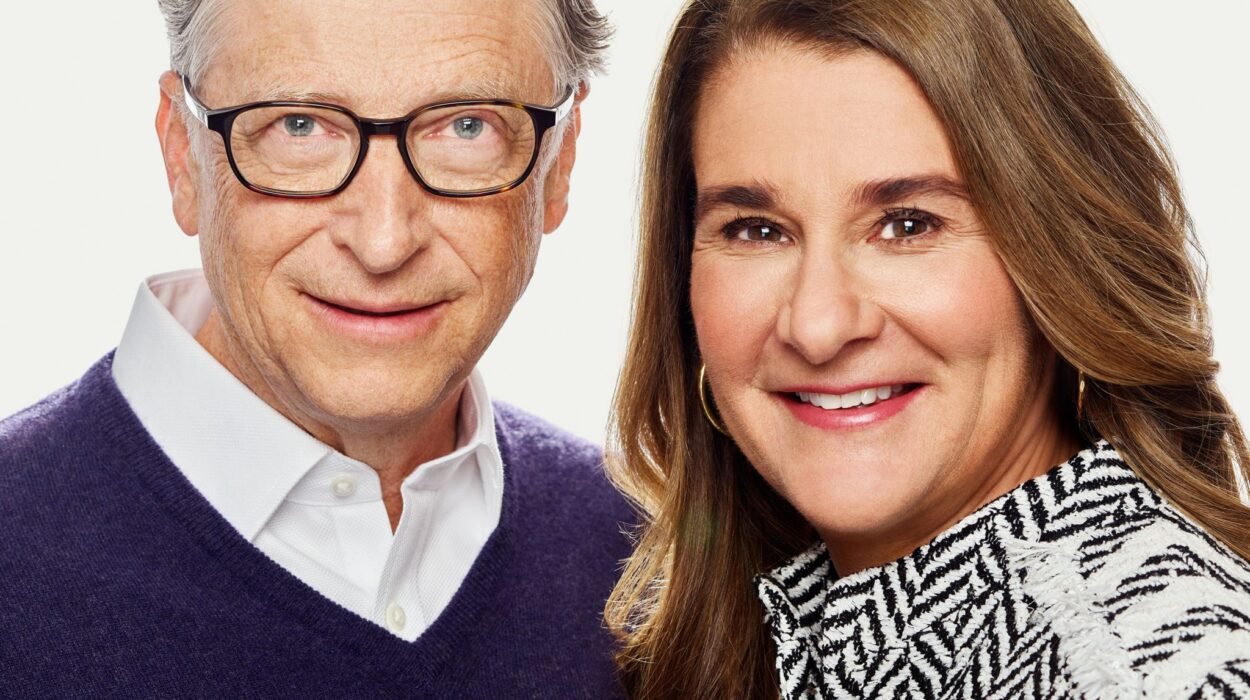 gft05.19 bill melinda gates a square