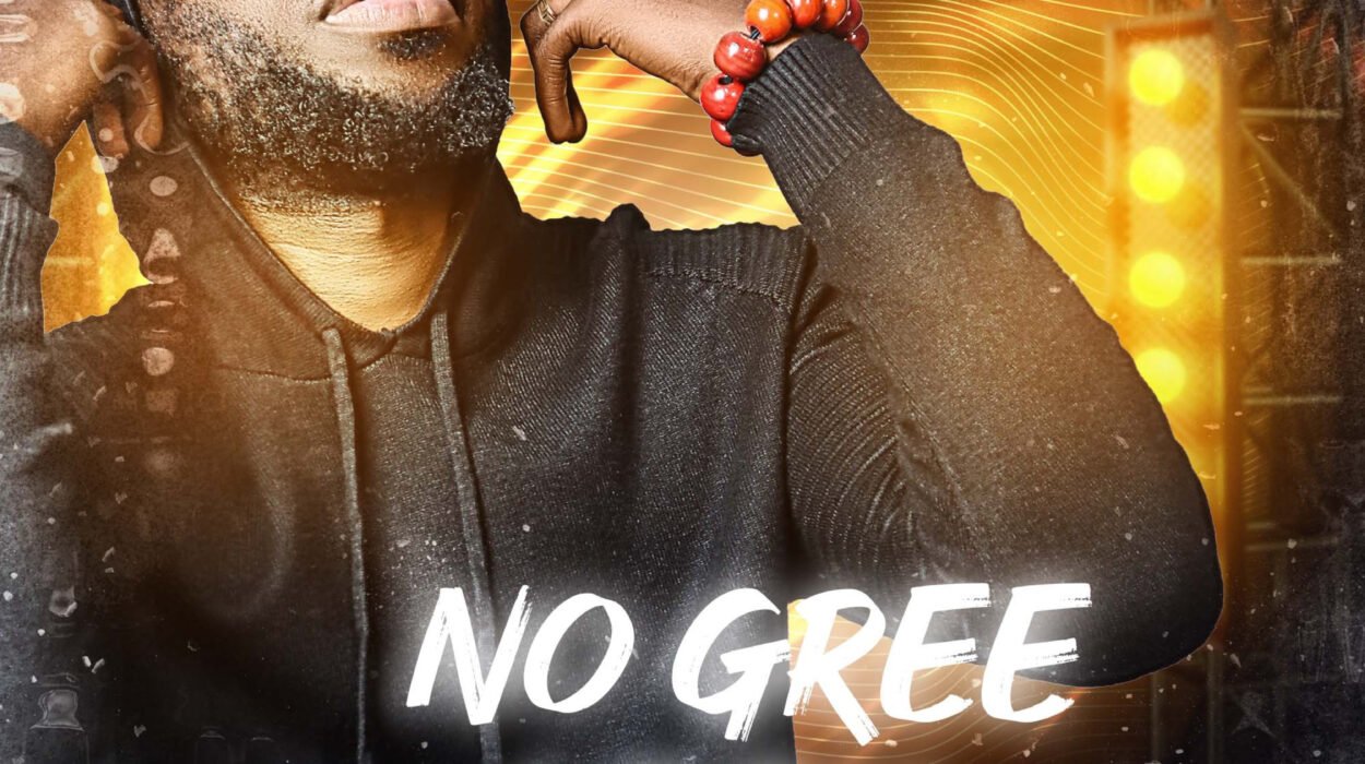 9300362 197999824318